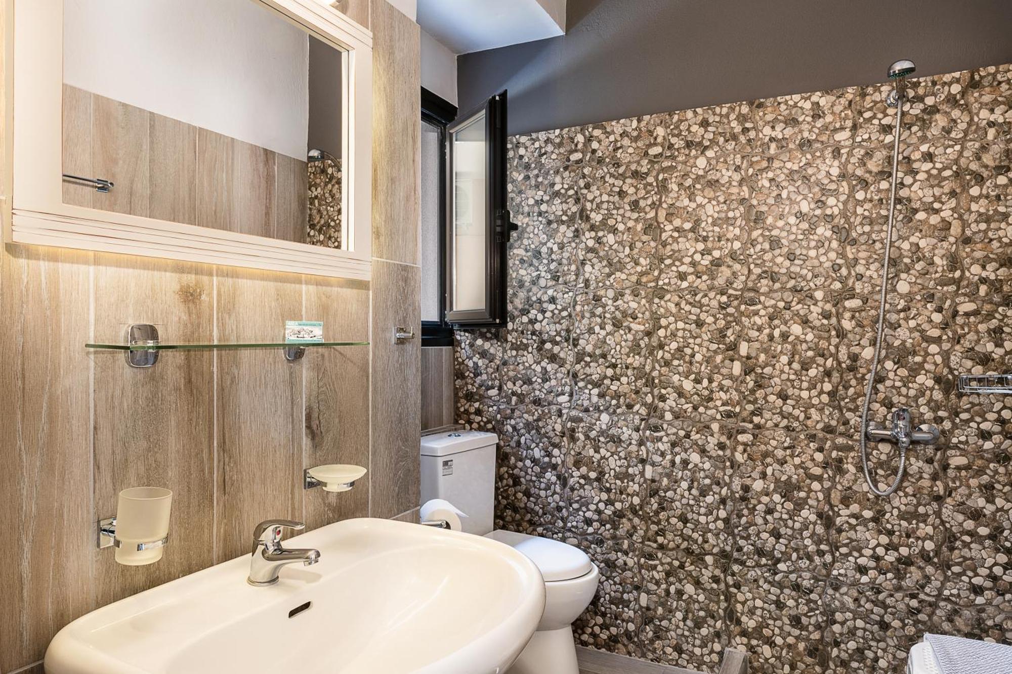 Lia Beachfront Apartments Stalós Eksteriør bilde
